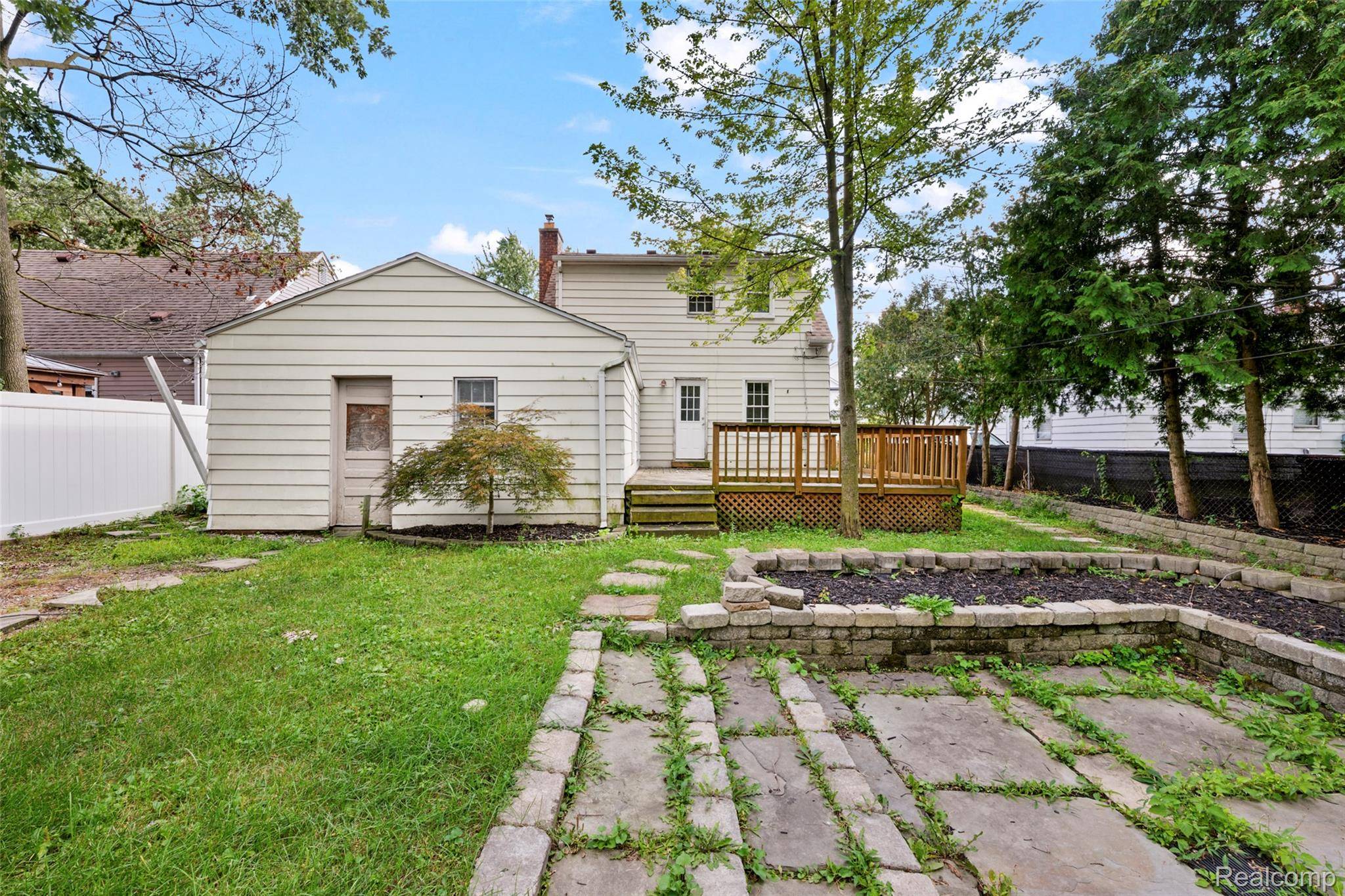 Berkley, MI 48072,1674 Eaton RD