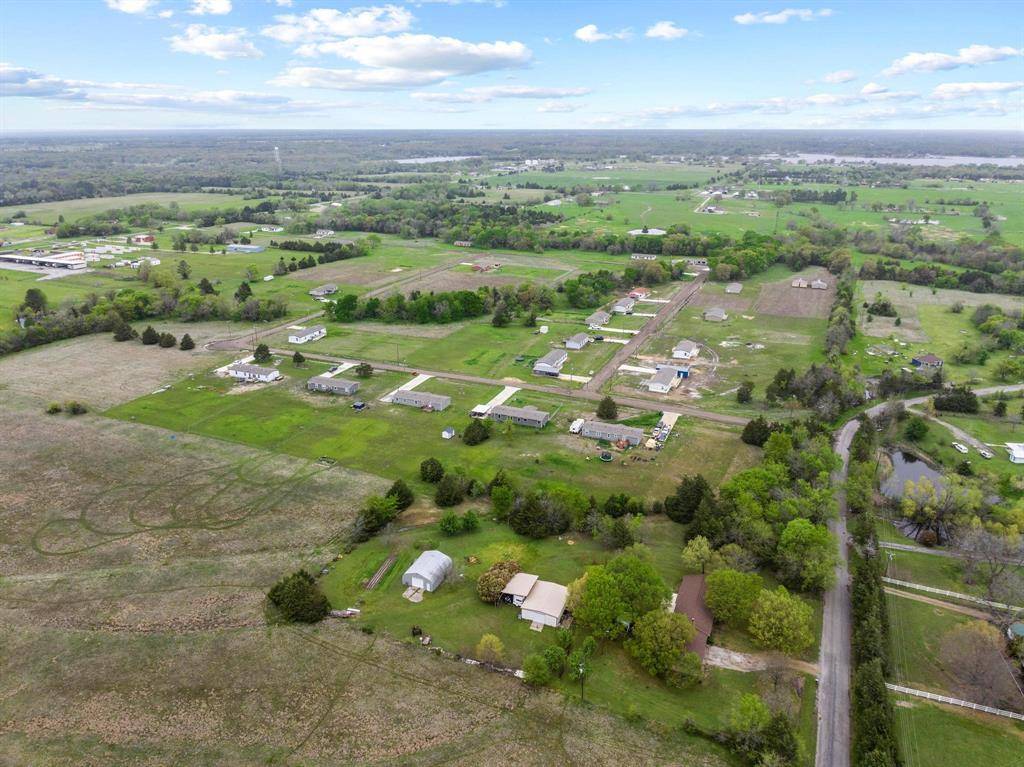 Bonham, TX 75418,388 Duvall Street