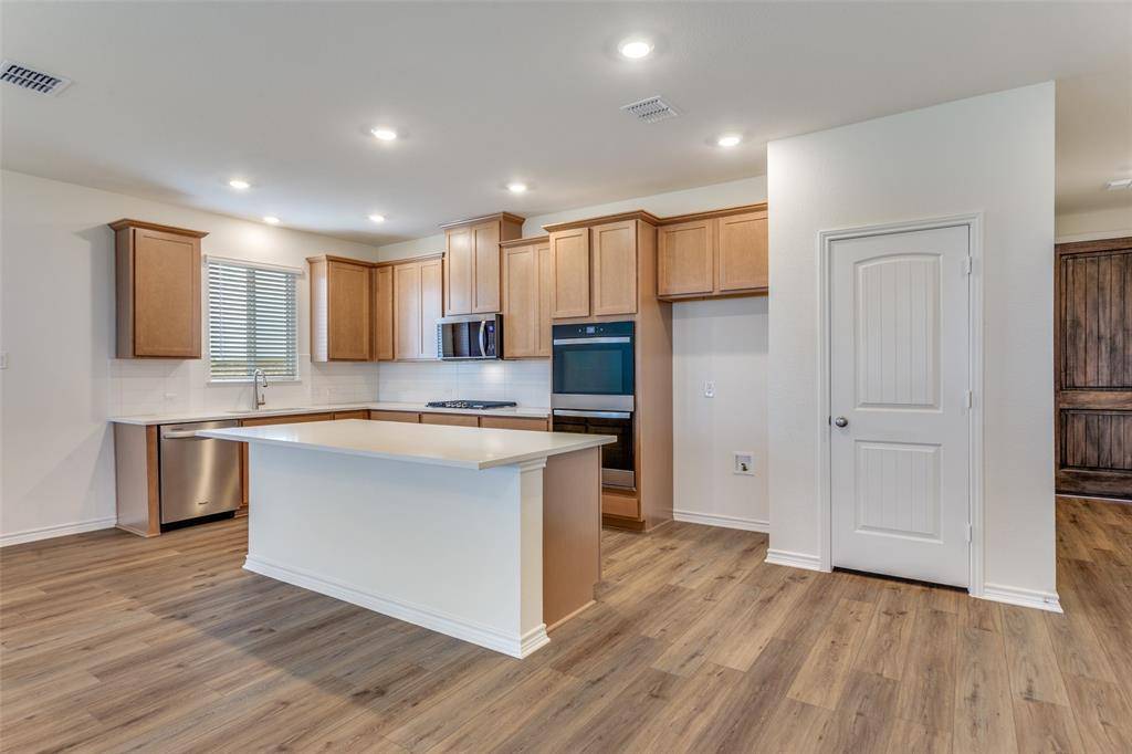 Aledo, TX 76008,649 Fallbrook Drive