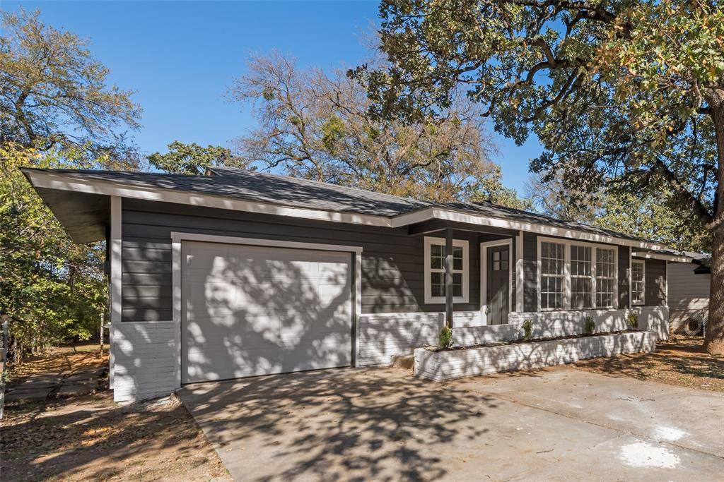 Fort Worth, TX 76105,4249 Crenshaw Avenue