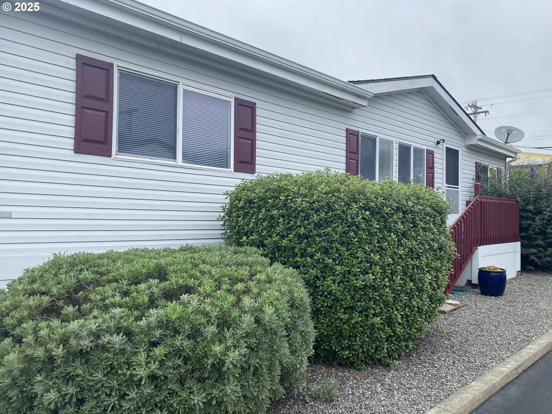 Brookings, OR 97415,98042 W BENHAM LN #15