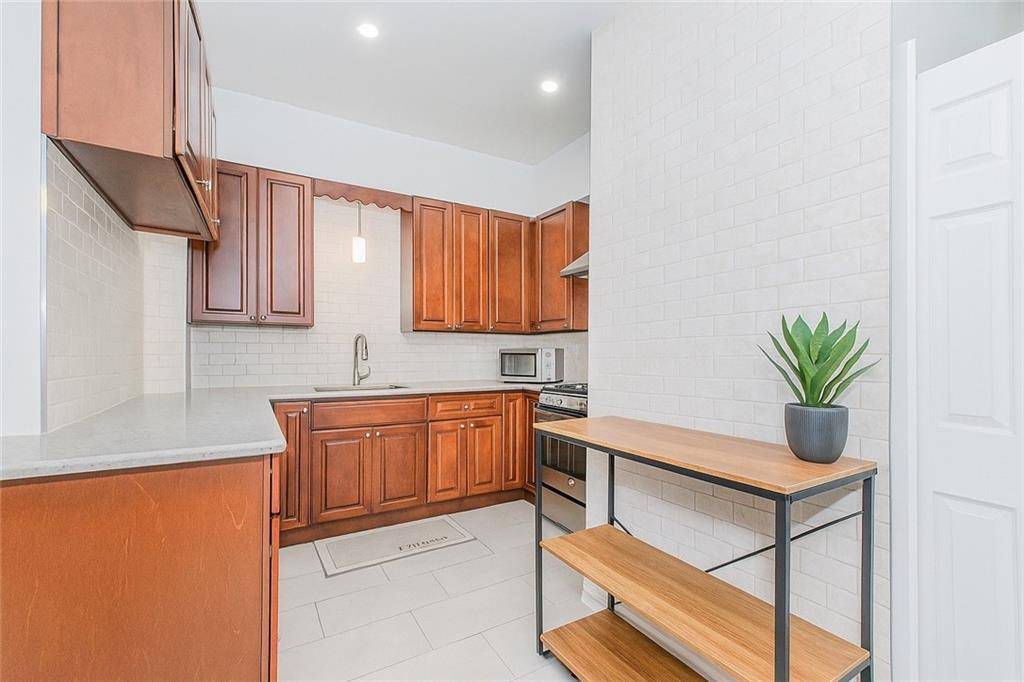 Brooklyn, NY 11223,2397 Boynton PL #3B