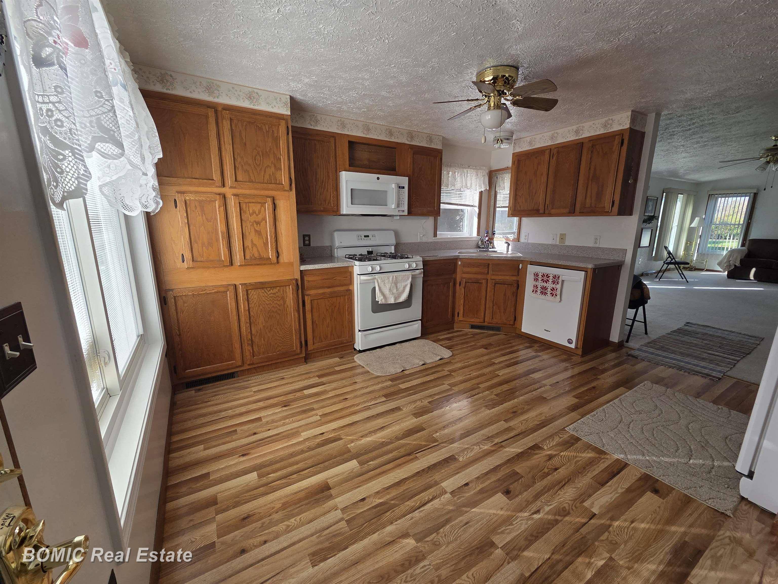 Vassar, MI 48768,4100 W Saginaw ST