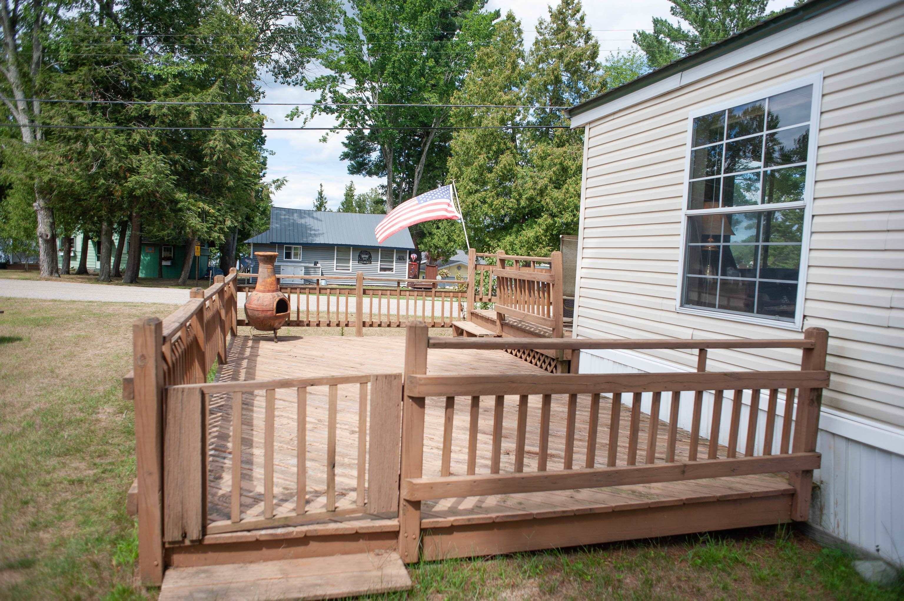 Lake, MI 48632,10711 S Shore DR