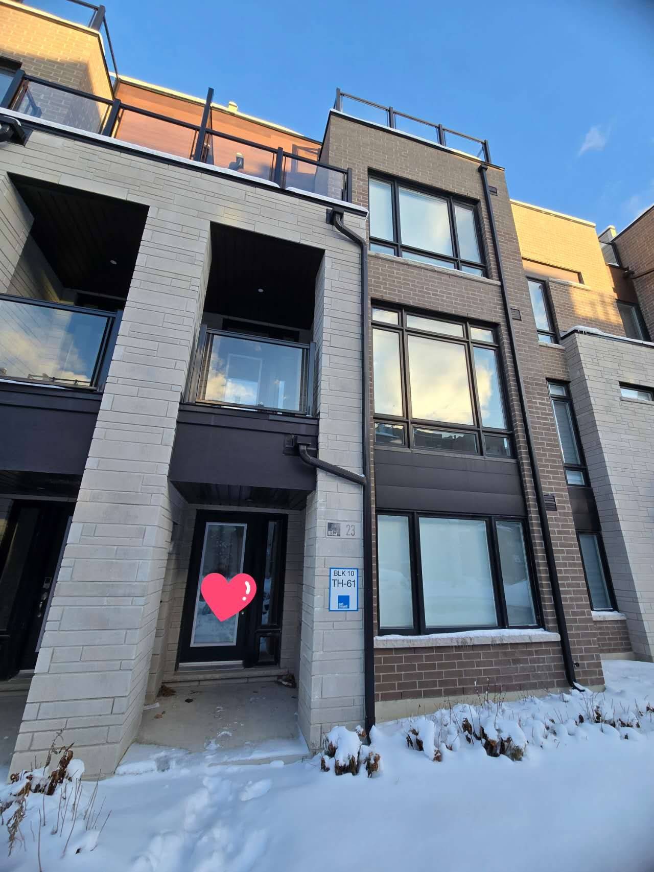 Richmond Hill, ON L4E 1G9,23 Ingersoll LN