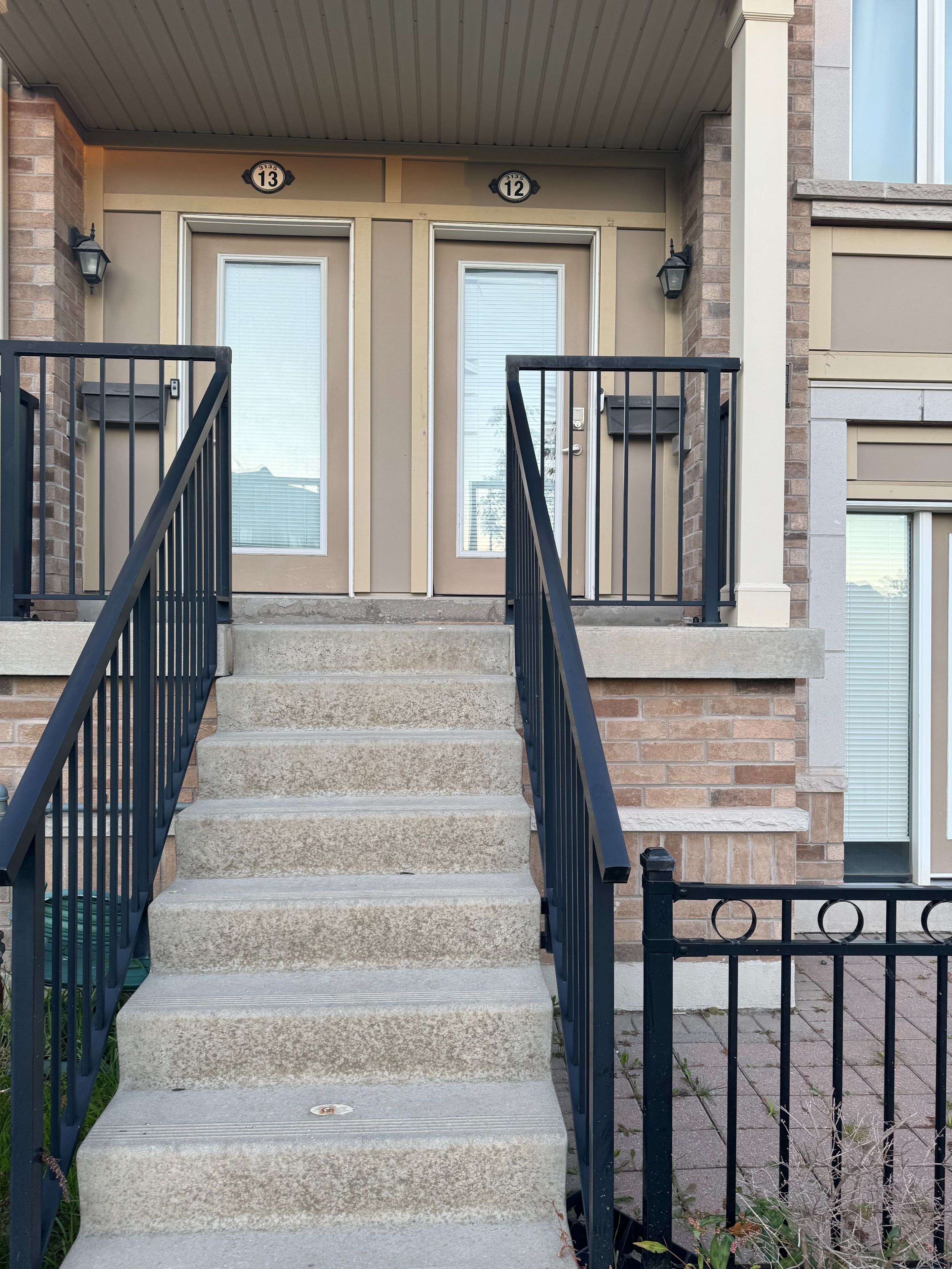 Mississauga, ON L5M 0X1,3135 Boxford CRES #12