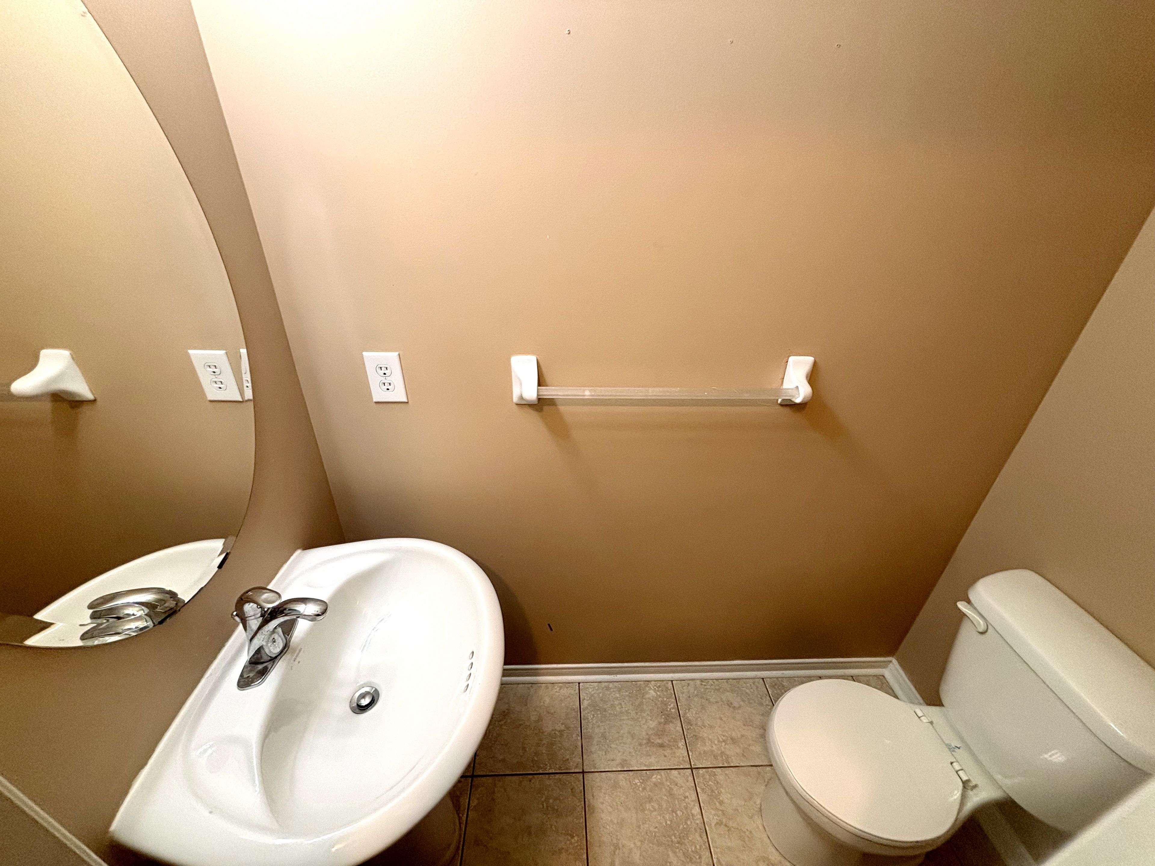 Burlington, ON L7M 0K8,3319 Mikalda RD