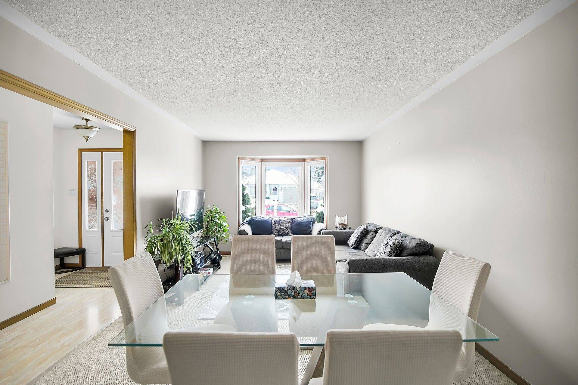 London East, ON N5V 4B2,42 Bourbon LN