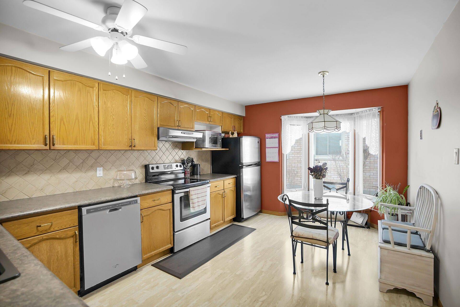 London East, ON N5V 4B2,42 Bourbon LN