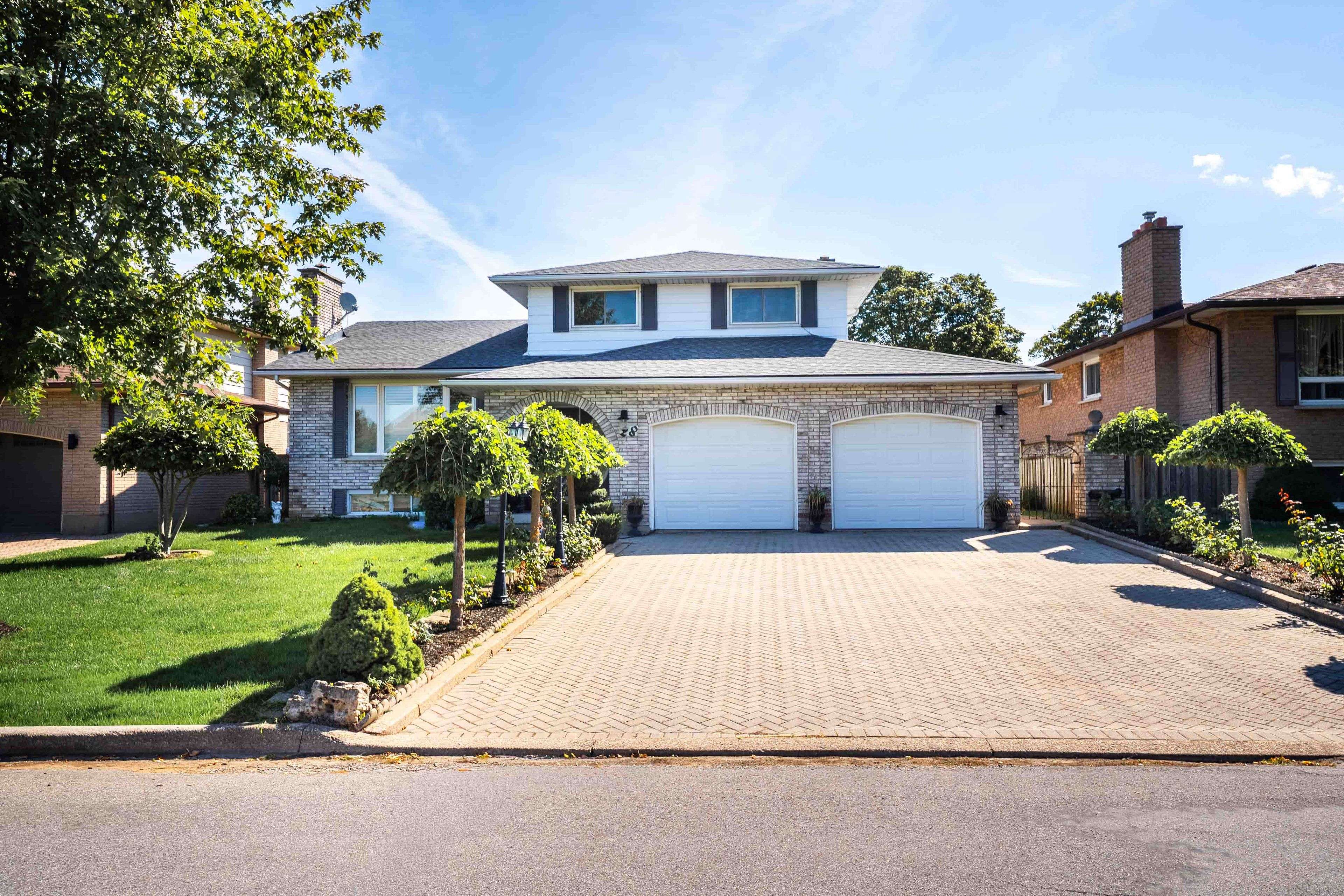 St. Catharines, ON L2M 7K1,28 Tanera CRES