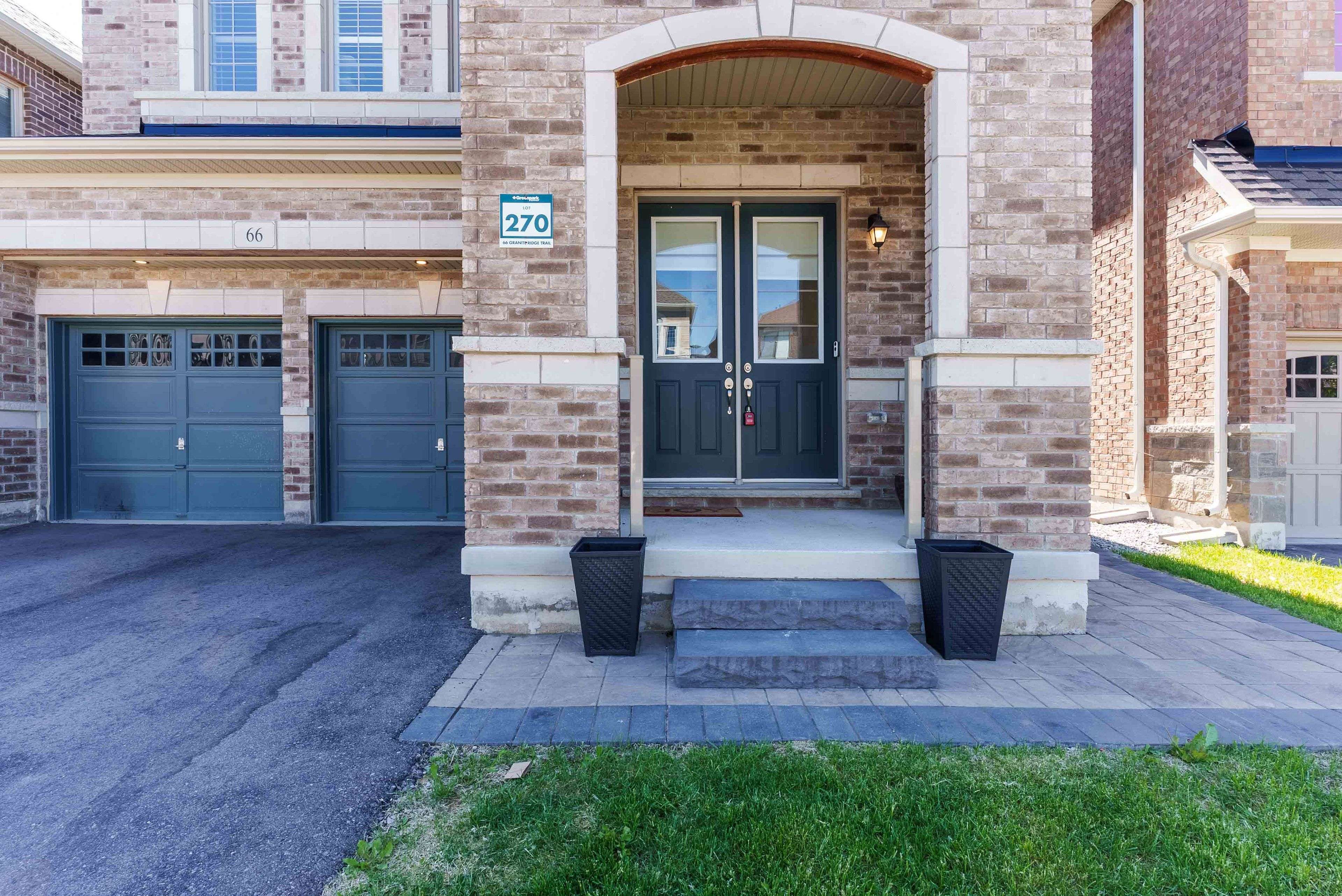 Hamilton, ON L8B 1Y5,66 Granite Ridge TRL