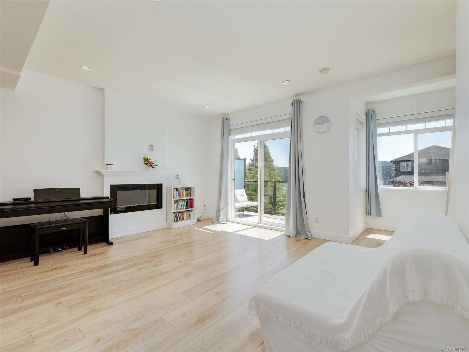 Sooke, BC V9Z 0X1,6536 Lanark Rd