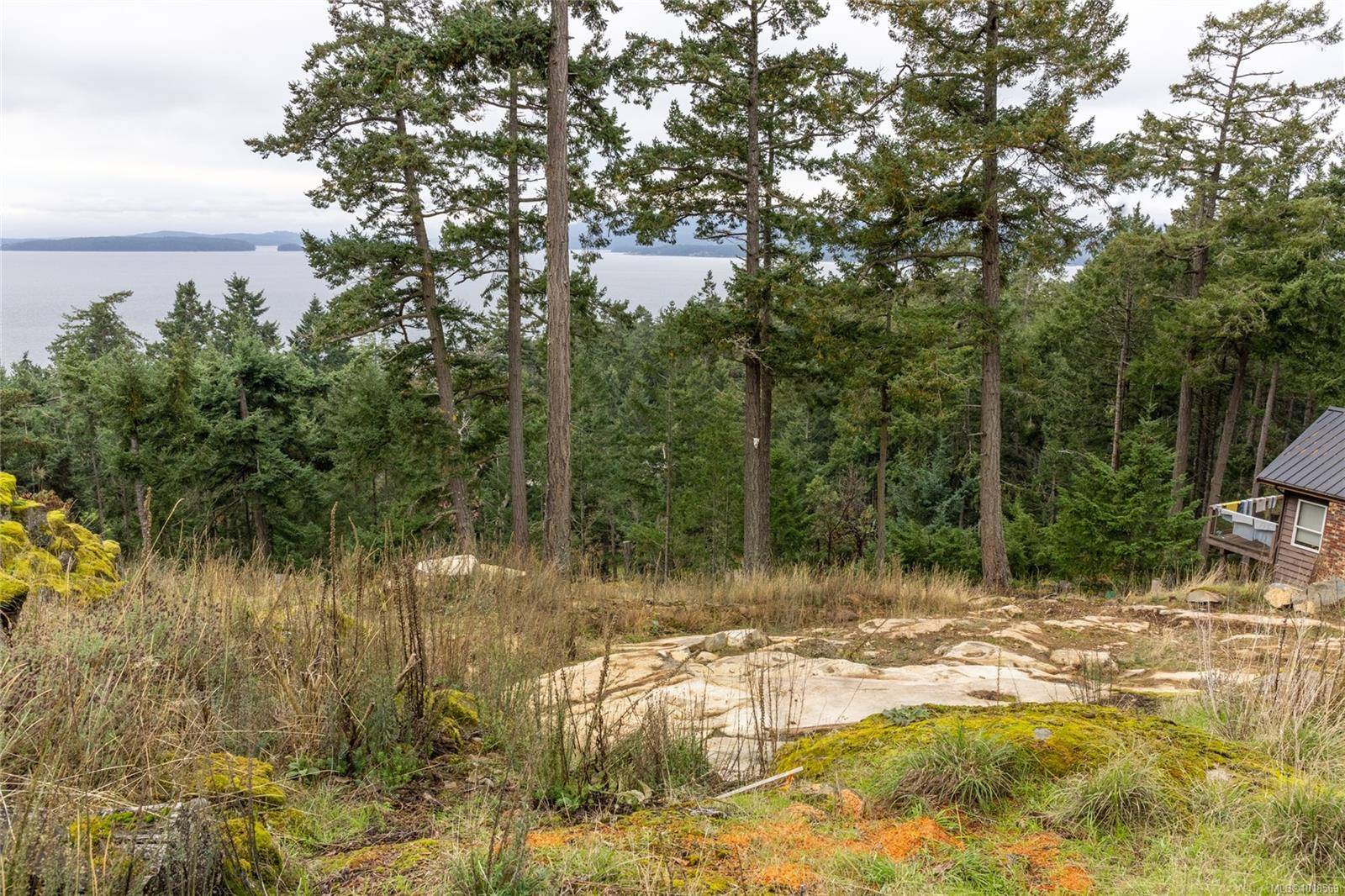 Pender Island, BC V0N 2M2,2628 Lighthouse Lane