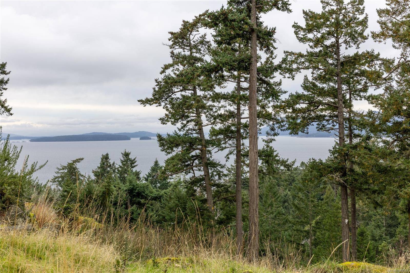 Pender Island, BC V0N 2M2,2628 Lighthouse Lane