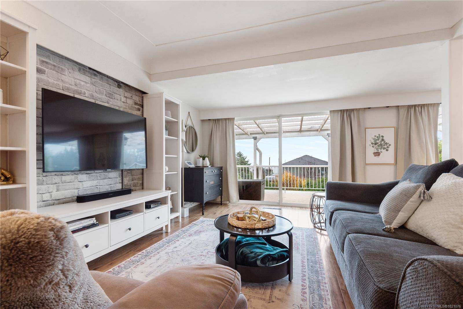 Ladysmith, BC V9G 1V3,427 Davis Rd