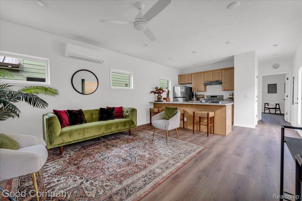 Detroit, MI 48216,2832 16th ST