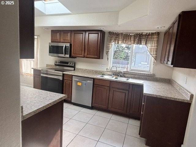 Waldport, OR 97394,1209 NW BAYSHORE DR