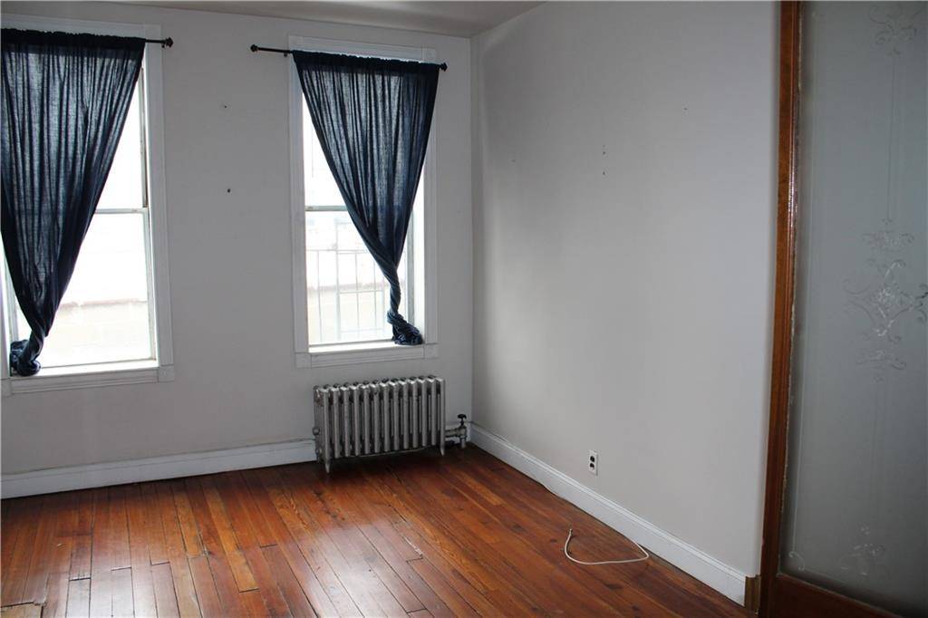 Brooklyn, NY 11219,914 62nd ST