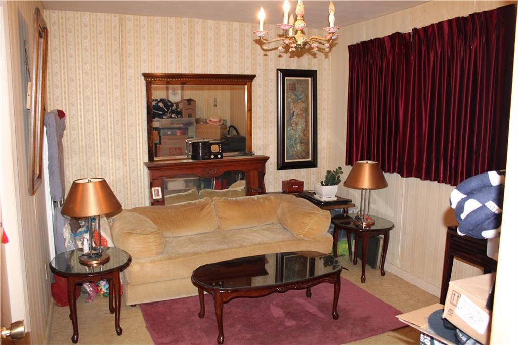 Brooklyn, NY 11219,914 62nd ST