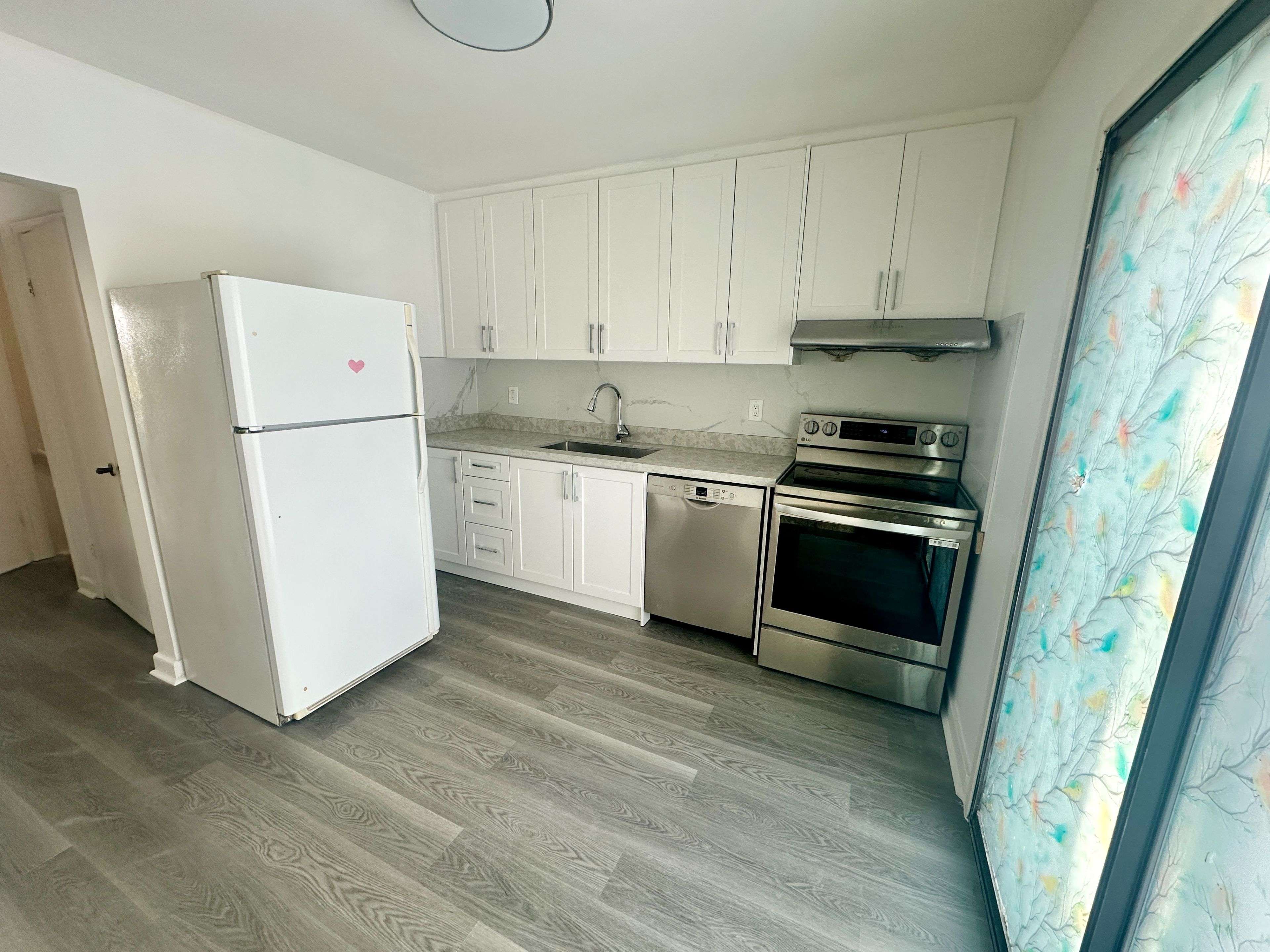 Toronto C13, ON M3A 2Y7,26 Pintail CRES