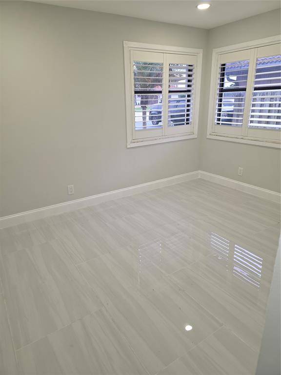 Davie, FL 33331,6701 W Wedgewood Ave