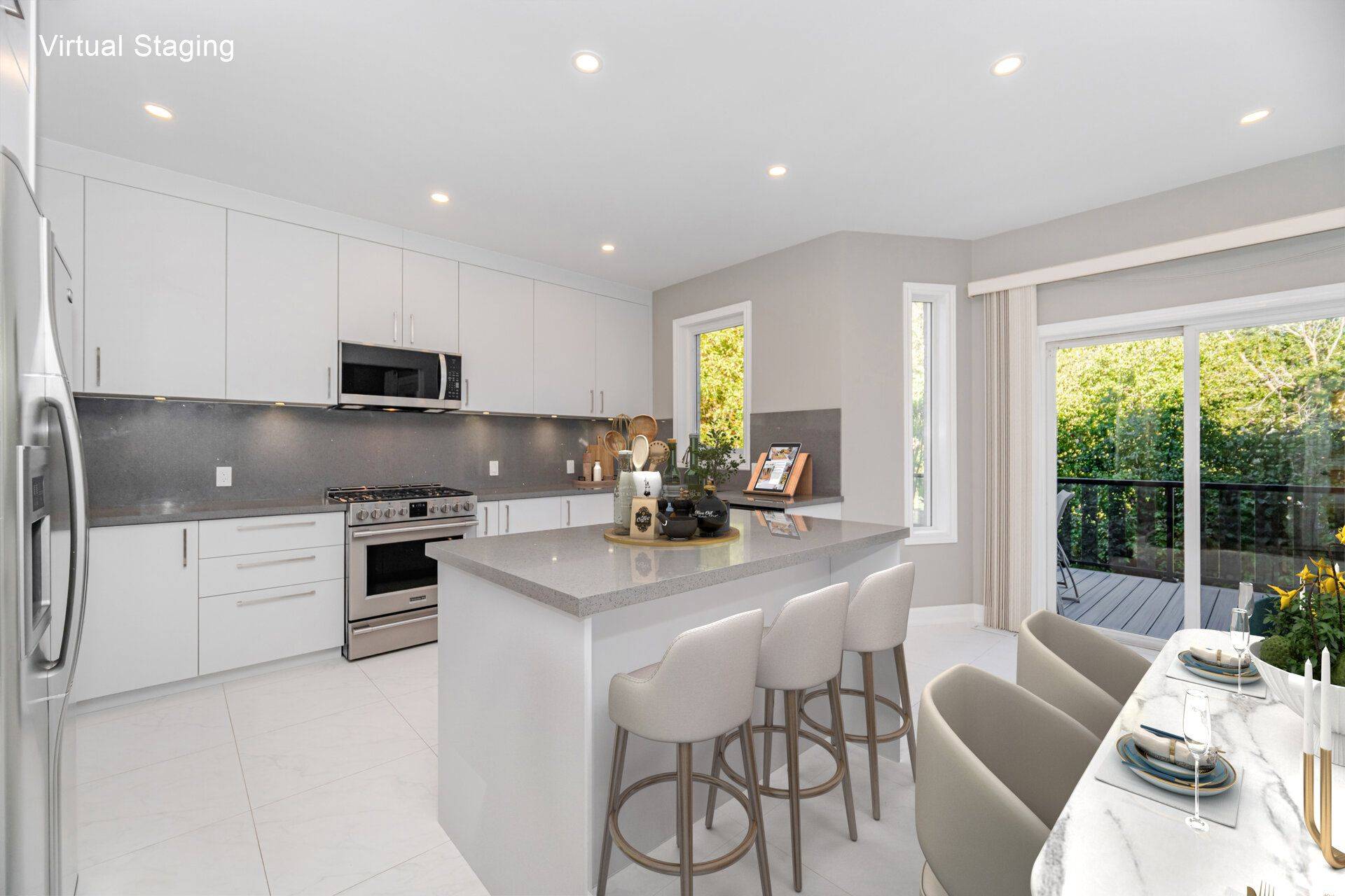 Richmond Hill, ON L4E 3W3,6 Vitlor DR