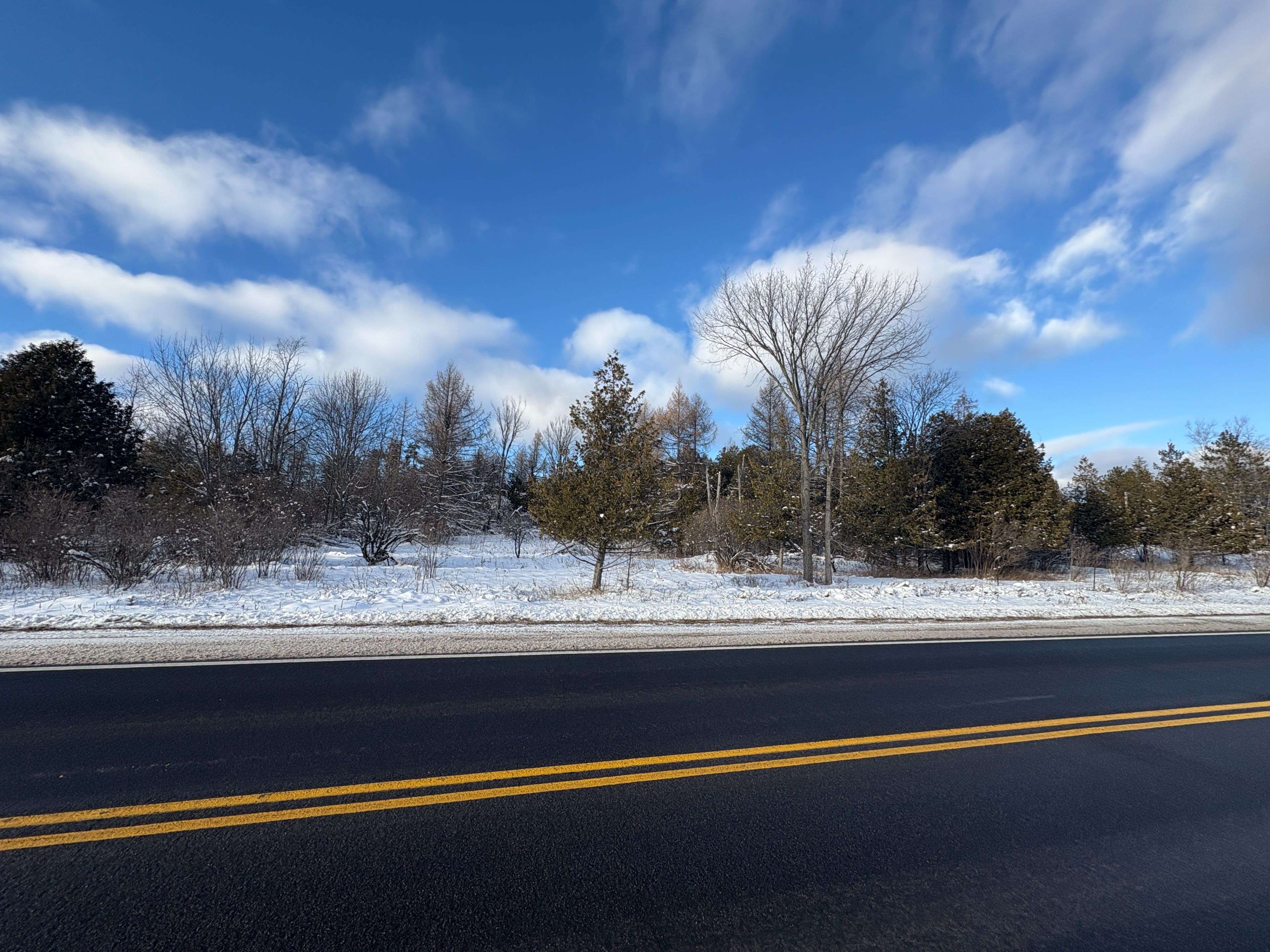 Lanark Highlands, ON K0G 1M0,5882 MCDONALDS CORNERS RD