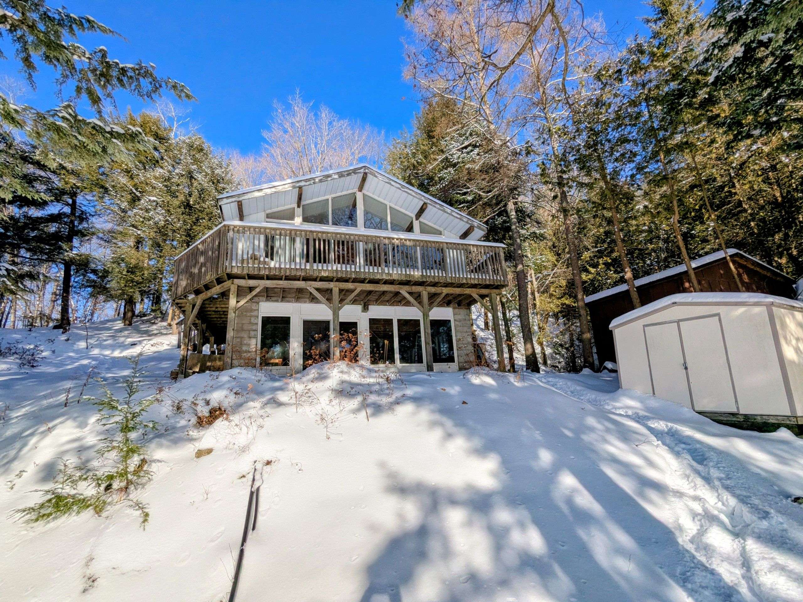 The Archipelago, ON P2A 0B7,24 South Fork RD