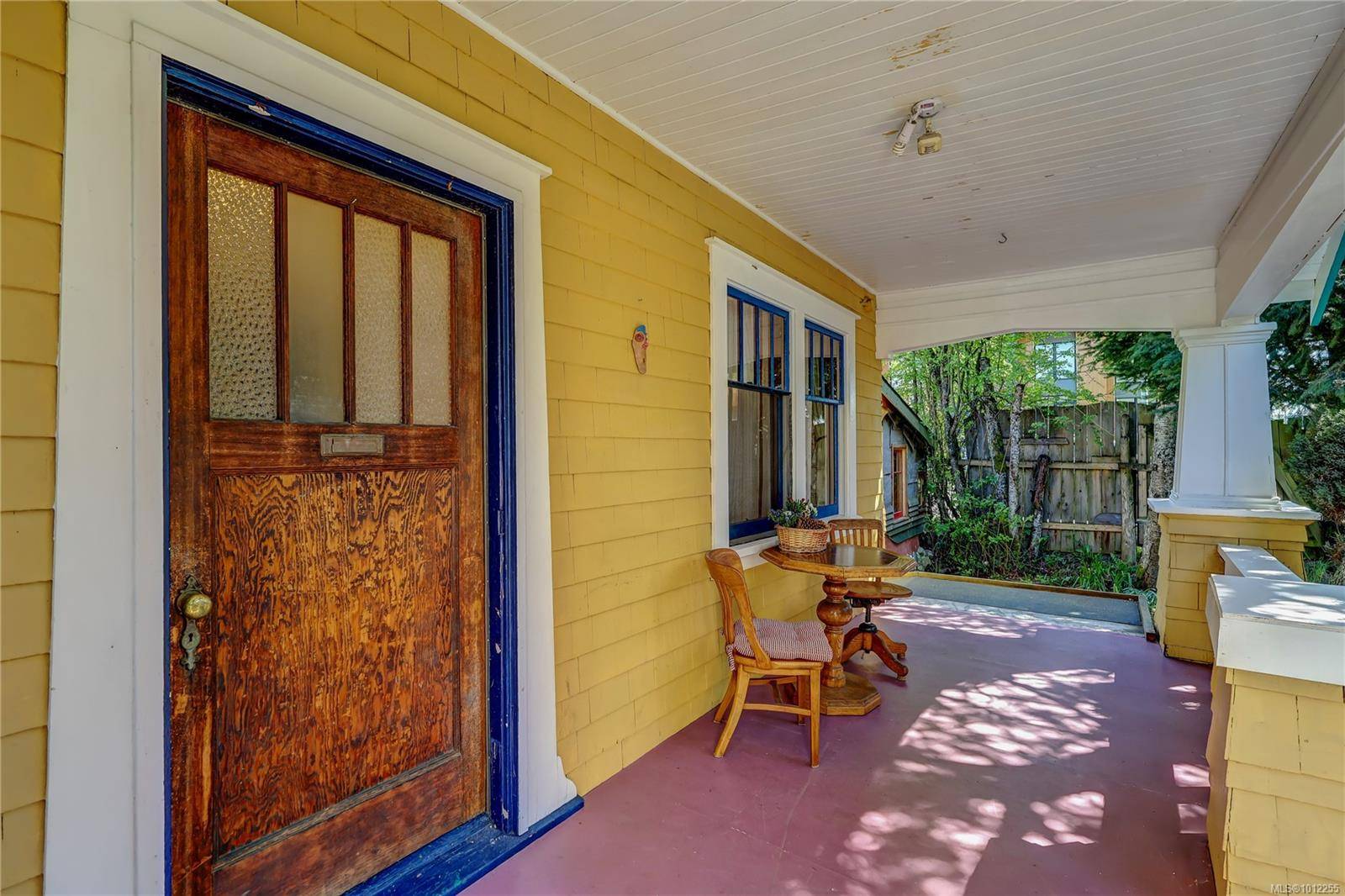 Nanaimo, BC V9R 1W8,660 Third St