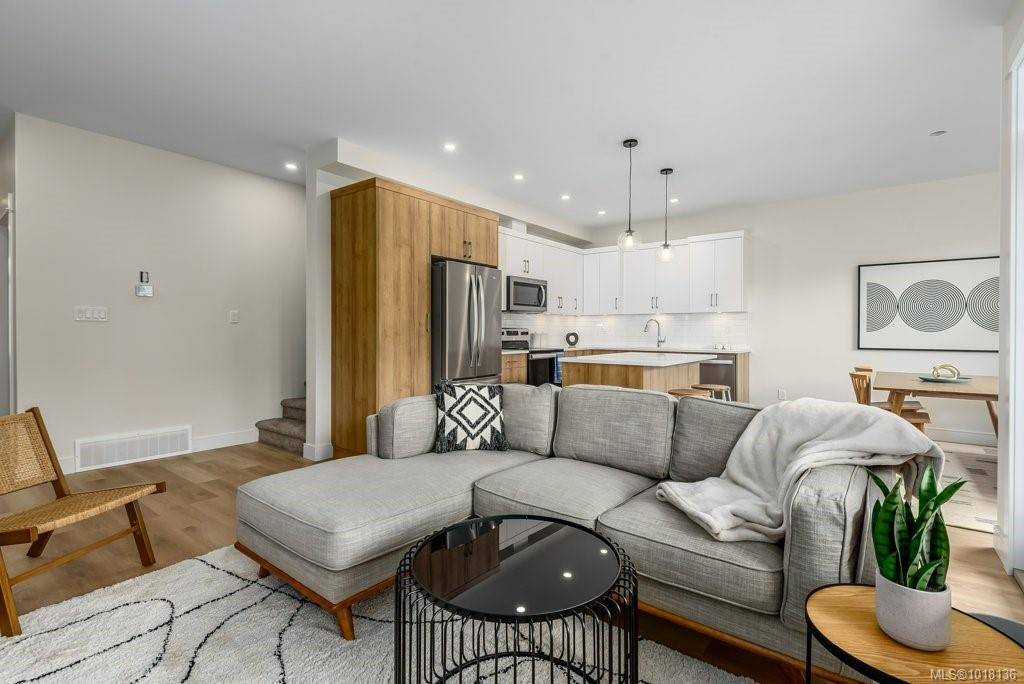 Courtenay, BC V9N 0J8,2580 Brookfield Dr #203