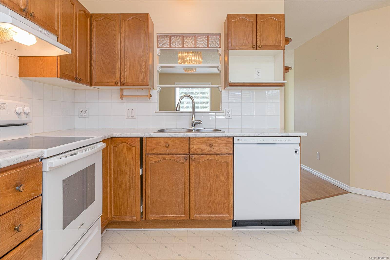 Ladysmith, BC V9G 1S9,219 Dogwood Dr #105