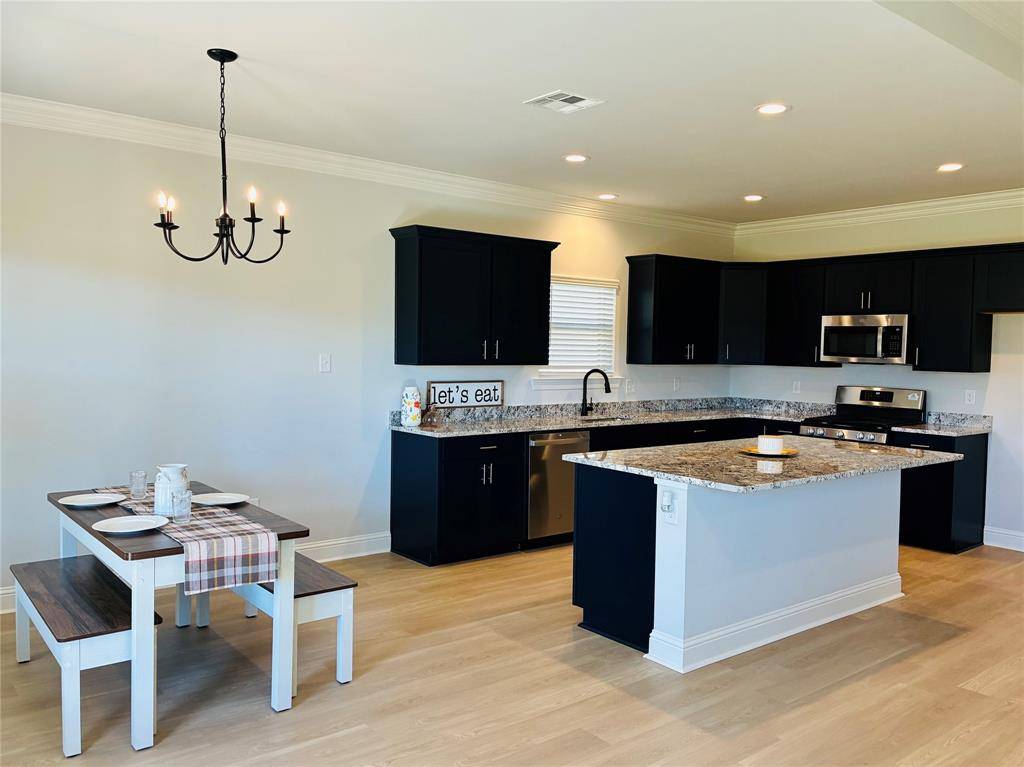 Shreveport, LA 71107,636 SANDY RIDGE Circle