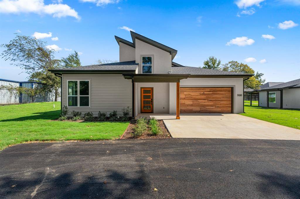 Lindale, TX 75771,1100 S Main Street