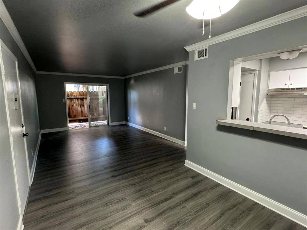 Shreveport, LA 71106,7000 Creswell Road #124