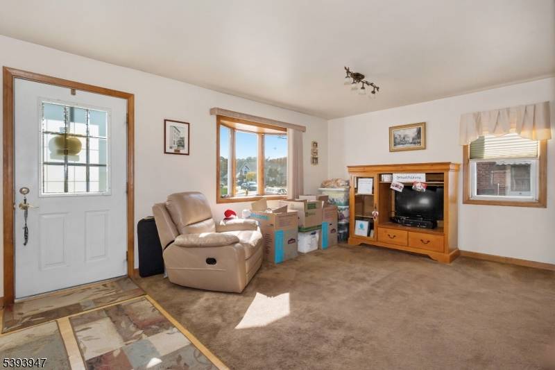 Wallington Boro, NJ 07057,4 Crescent Rd