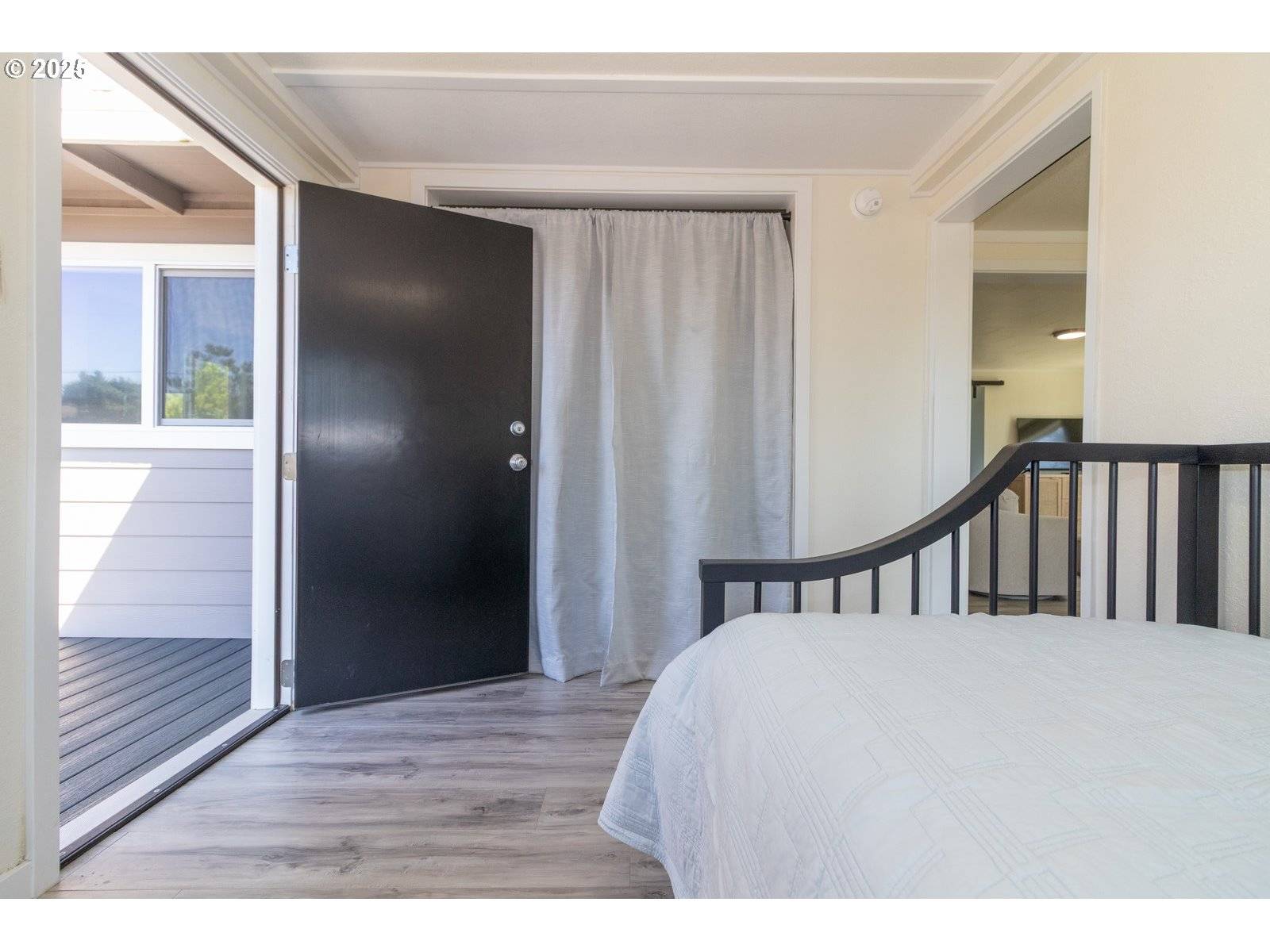 Florence, OR 97439,4589 MEARES ST