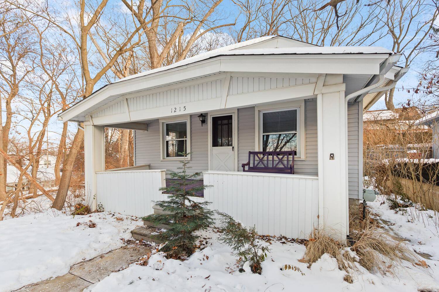 Jackson, MI 49203,1215 Loeser AVE