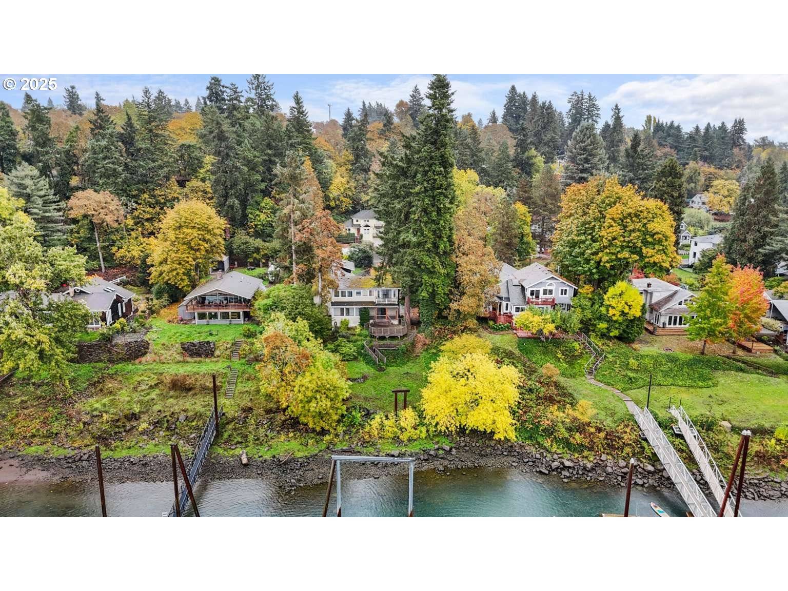 Milwaukie, OR 97267,14411 SE WAGNER LN