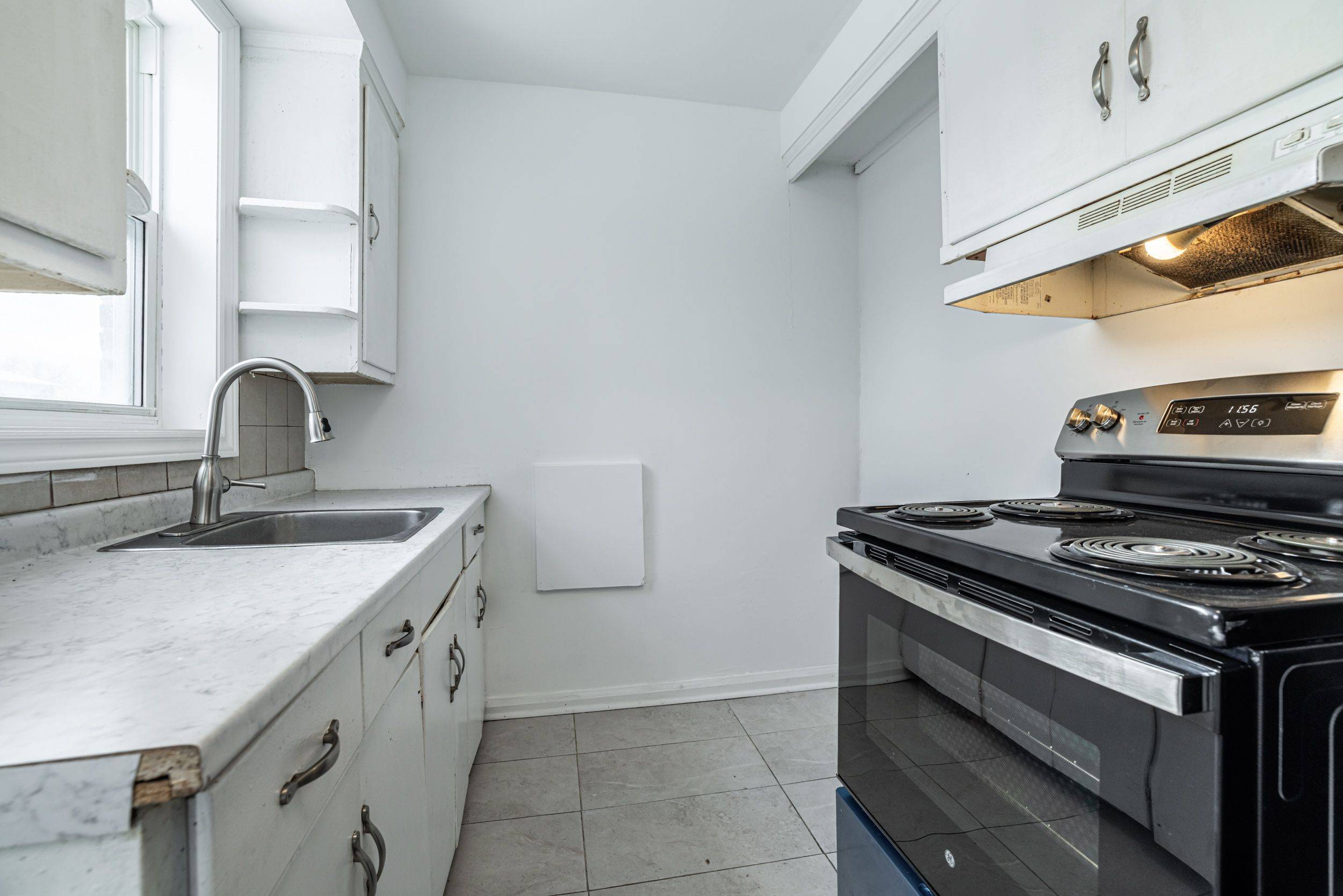 Toronto C07, ON M2N 2H5,83 Finch AVE W