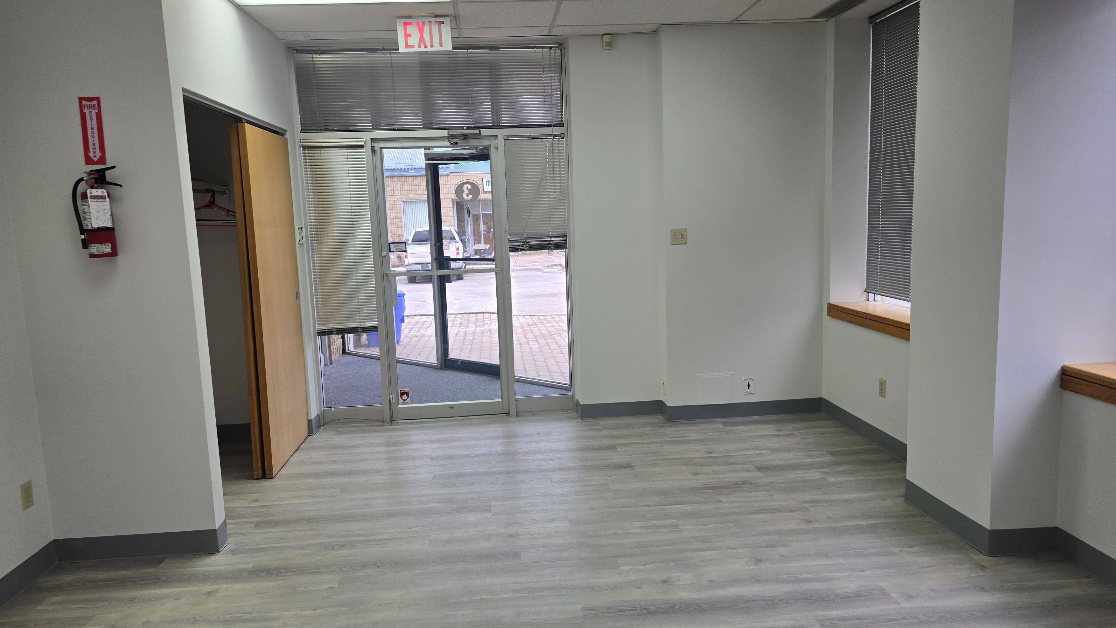 Pickering, ON L1W 3X8,900 Mckay RD #3