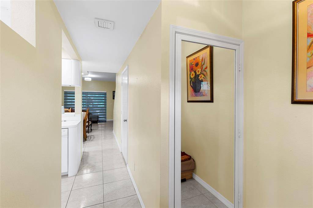 Tamarac, FL 33321,8134 San Carlos Cir