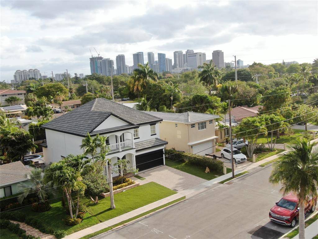 Fort Lauderdale, FL 33315,909 Mango Isle