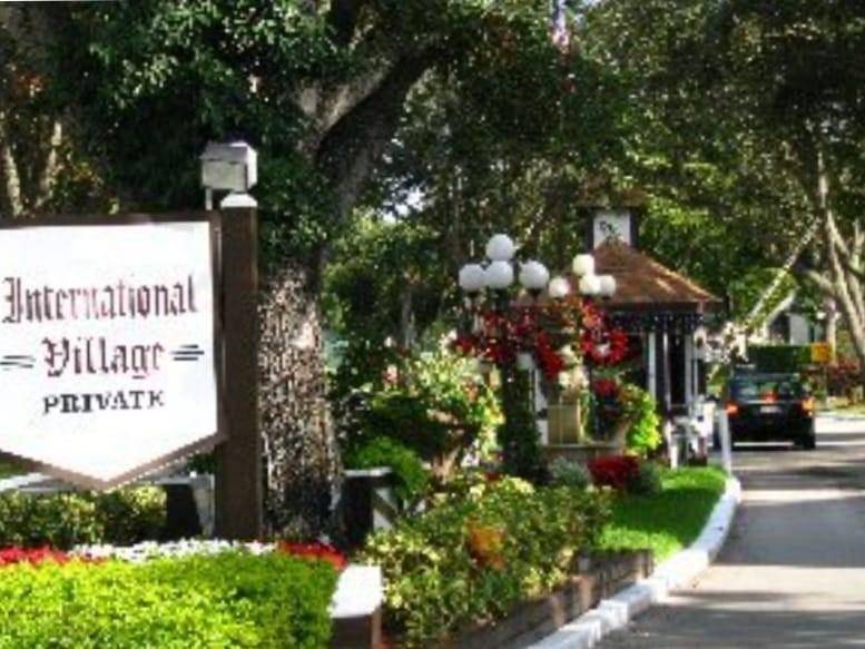 Lauderhill, FL 33319,3670 Inverrary Dr