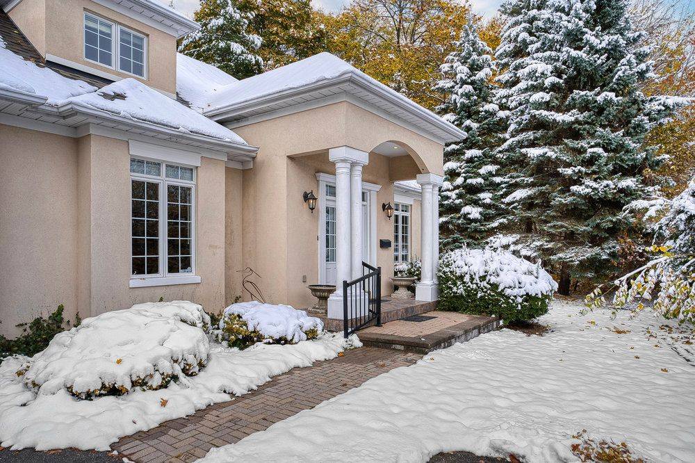 Mississauga, ON L5J 2W1,1205 Clarkson RD N #8