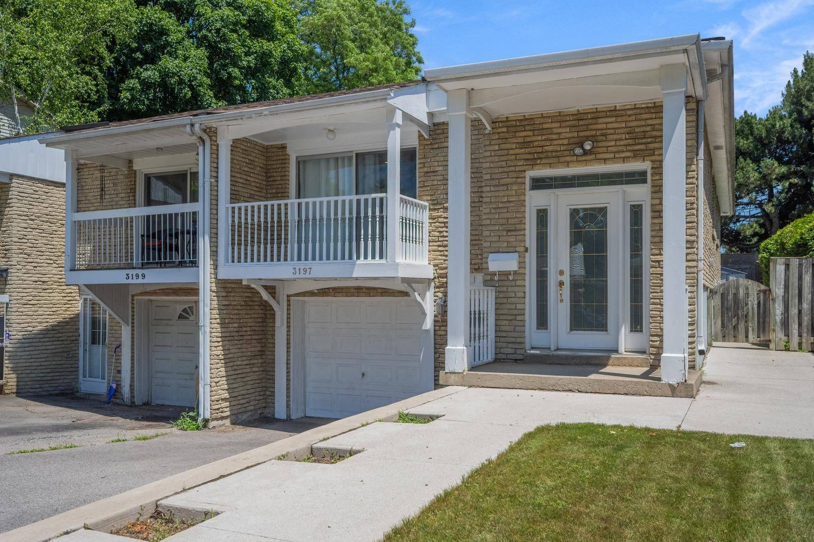 Mississauga, ON L5A 2T9,3197 Candela DR