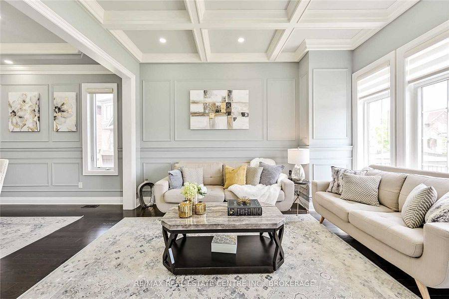 Brampton, ON L6P 4G3,4 Cloncurry ST