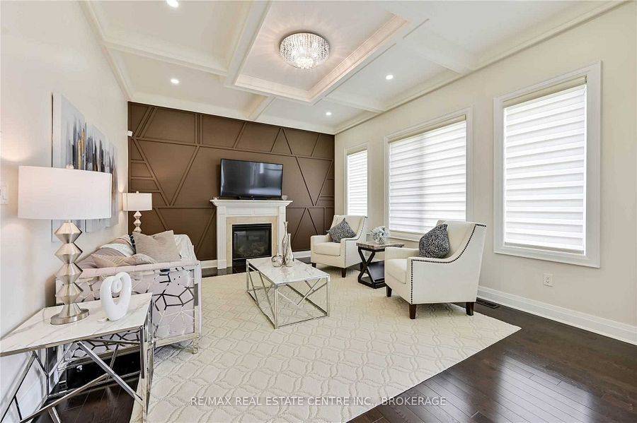 Brampton, ON L6P 4G3,4 Cloncurry ST