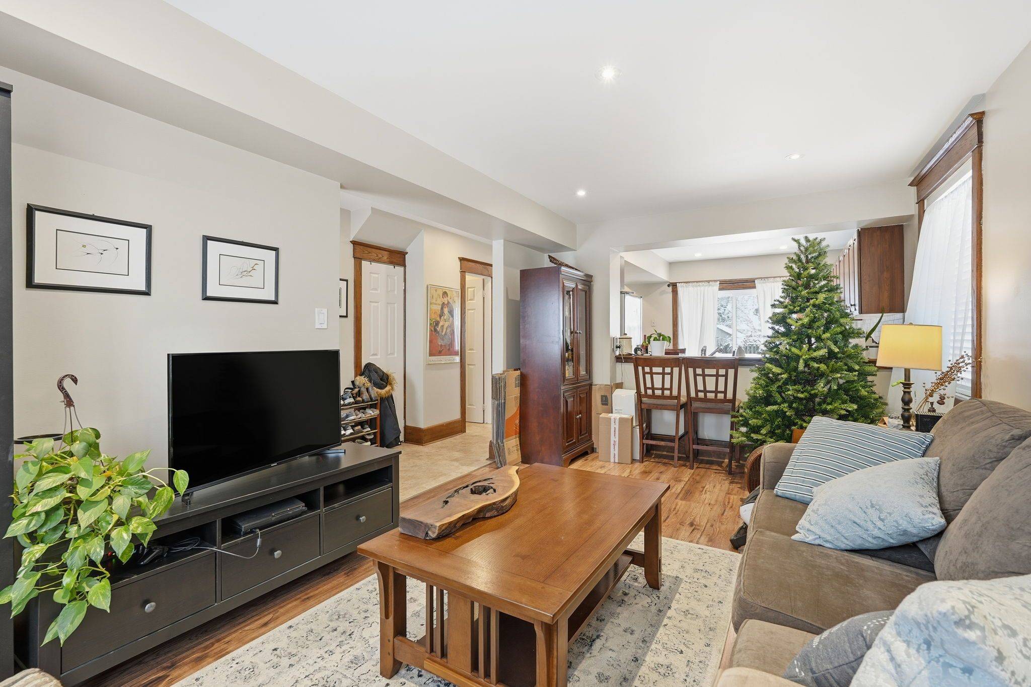 Milton, ON L9T 1R7,17 Mill ST