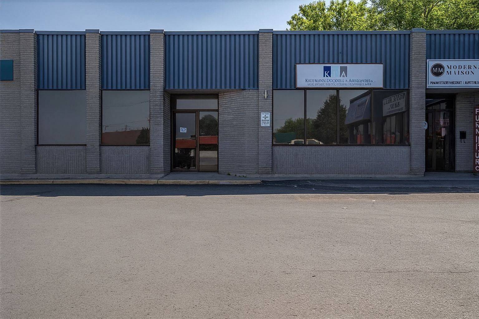 Quinte West, ON K8V 1M1,257 DUNDAS ST E #UNIT #5