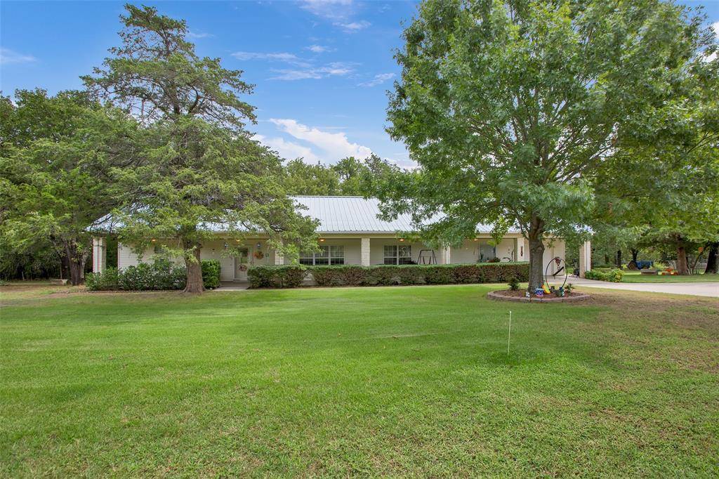 Whitesboro, TX 76273,206 Clements Road